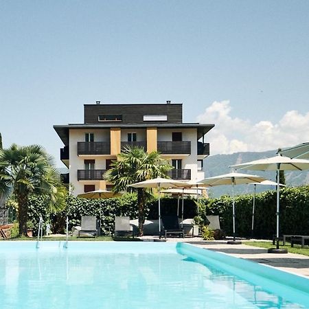 Hotel Traminerhof Termeno Bagian luar foto