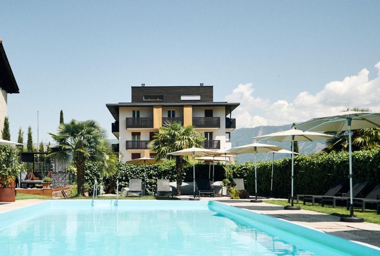 Hotel Traminerhof Termeno Bagian luar foto