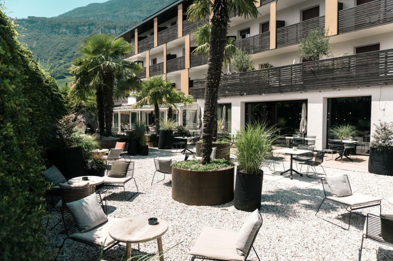 Hotel Traminerhof Termeno Bagian luar foto